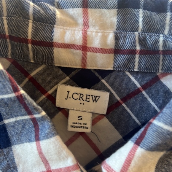 Women’s size small J.Crew flannel shirt. - Picture 3 of 7